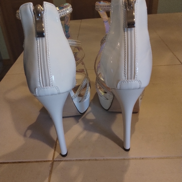 Eldof open toe strappy rhinestones stilettos size 8 1/2 - Picture 3 of 7